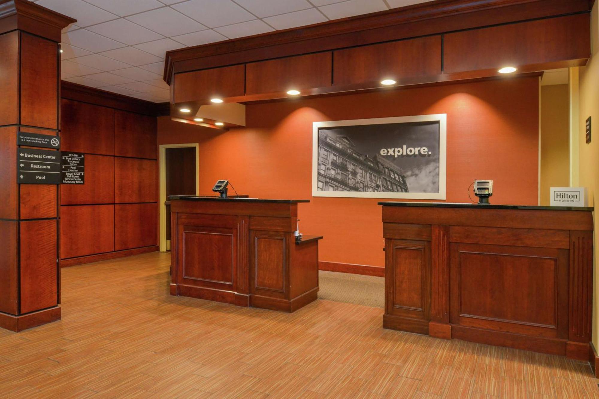 Hampton Inn Frederick Exteriér fotografie